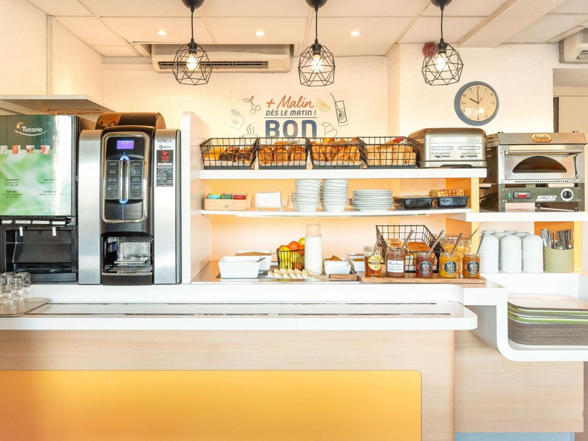 Ibis Budget Macon Nord ภายนอก รูปภาพ