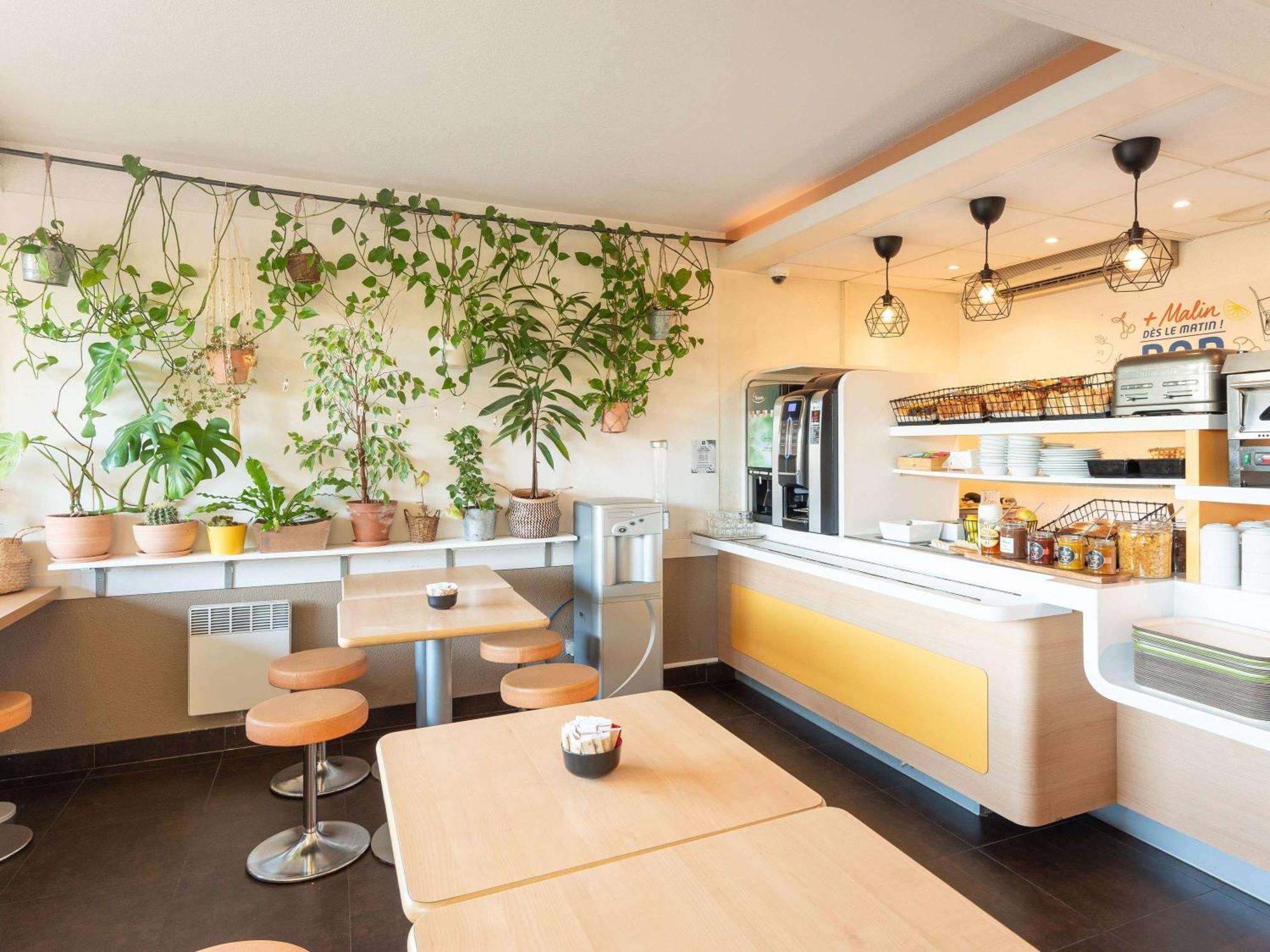 Ibis Budget Macon Nord ภายนอก รูปภาพ